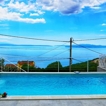 Apartment Val - Four Seasons Escape In Hillside *