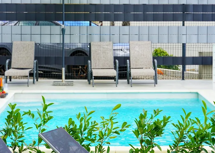 Apartmán Val - Four Seasons Escape With Sea View And Swimming Pool