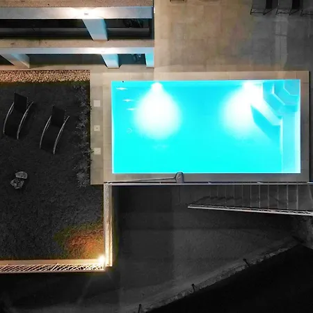 Val - Four Seasons Escape With Sea View And Swimming Pool Opatija